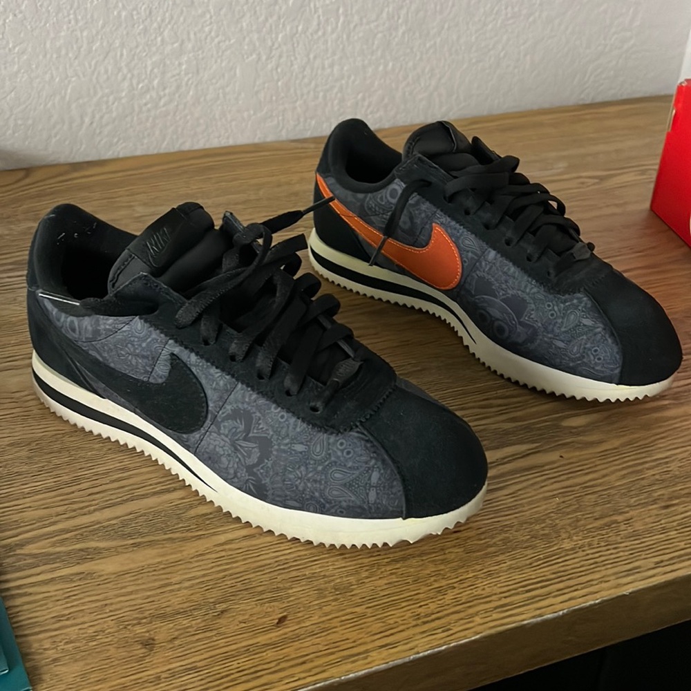 Day of dead Nike air Cortez 10.5. Great condition